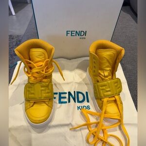 Brand NEW! Fendi high tops boys size 28 european